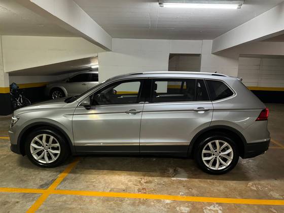 VOLKSWAGEN TIGUAN 2019