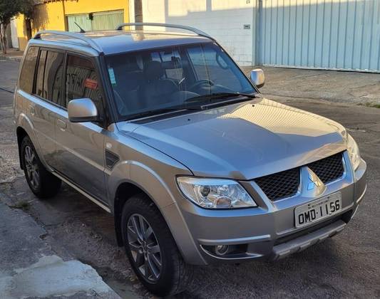 MITSUBISHI PAJERO TR4 2013
