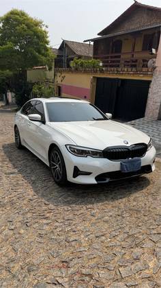 BMW 320i 2021