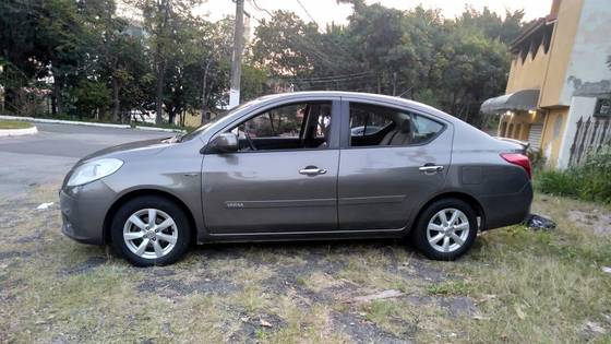 NISSAN VERSA 2013