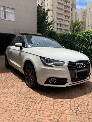 AUDI A1 2011