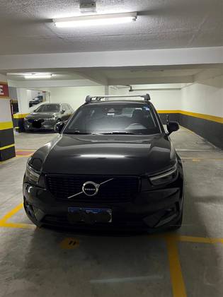 VOLVO XC40 2020