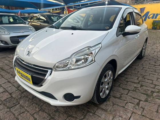 PEUGEOT 208 2014