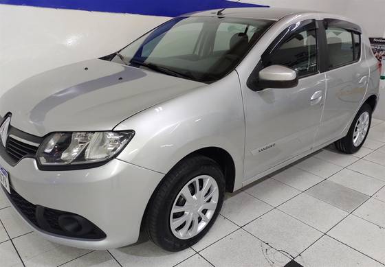 RENAULT SANDERO 2016