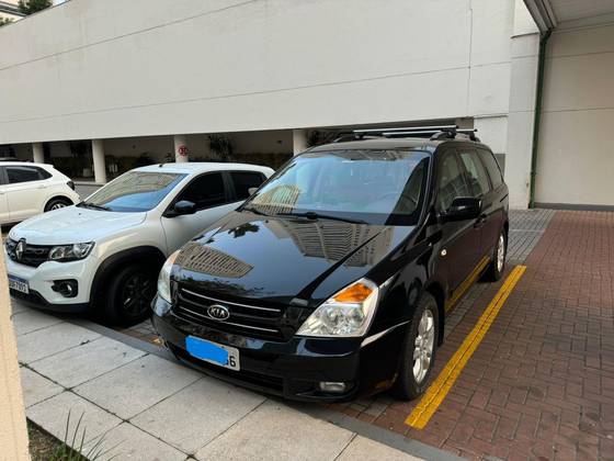 KIA CARNIVAL 2009
