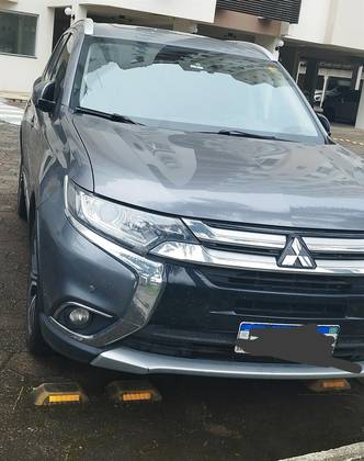 MITSUBISHI OUTLANDER 2018