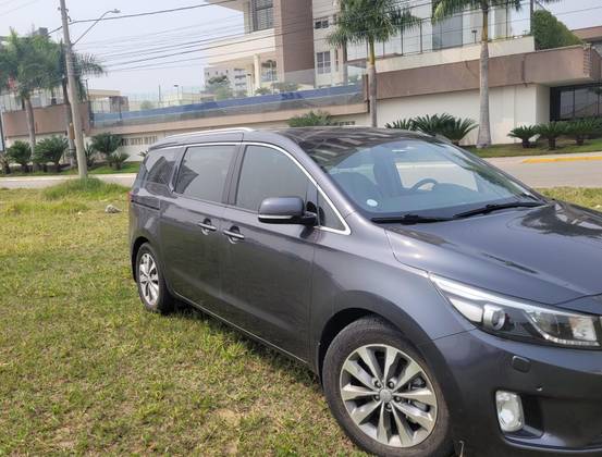 KIA CARNIVAL 2016