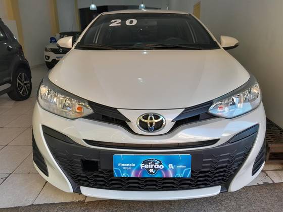 TOYOTA YARIS 2020