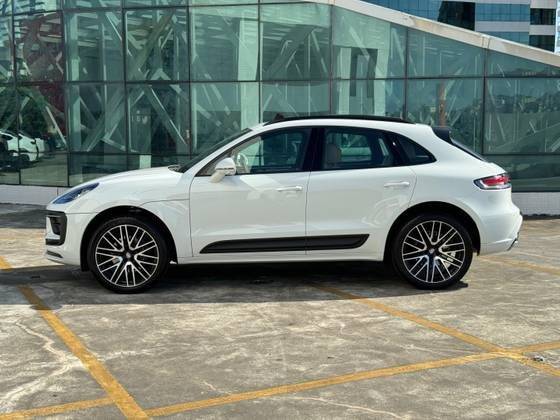 PORSCHE MACAN 2022