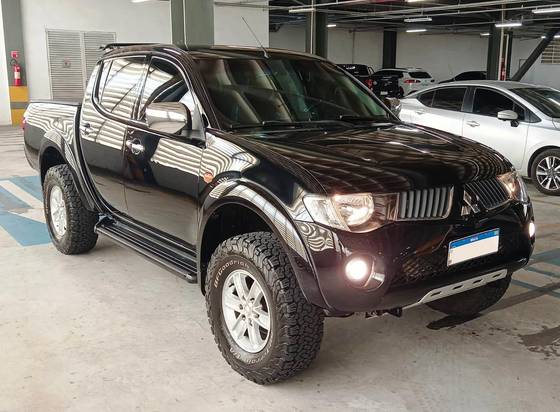 MITSUBISHI L200 TRITON 2010