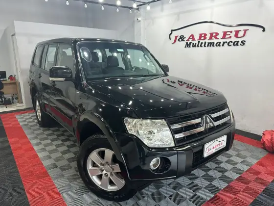 MITSUBISHI PAJERO FULL 2008