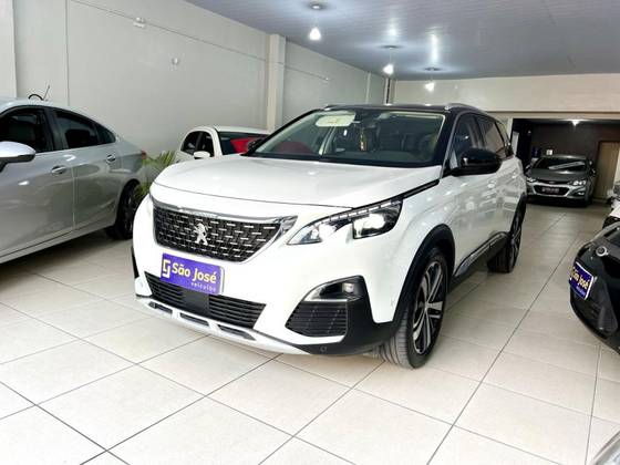 PEUGEOT 5008 2019