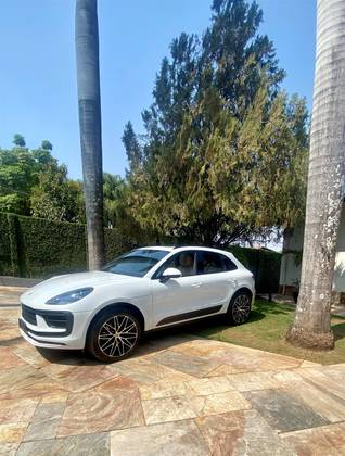 PORSCHE MACAN 2022