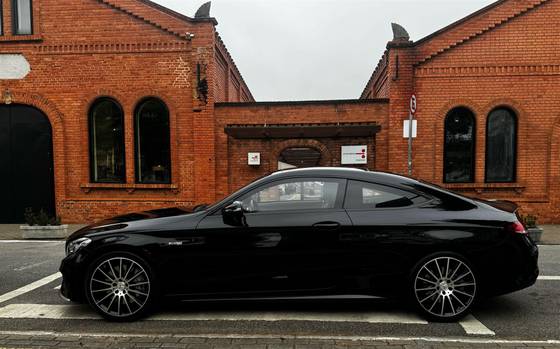 MERCEDES-BENZ C 43 AMG 2017