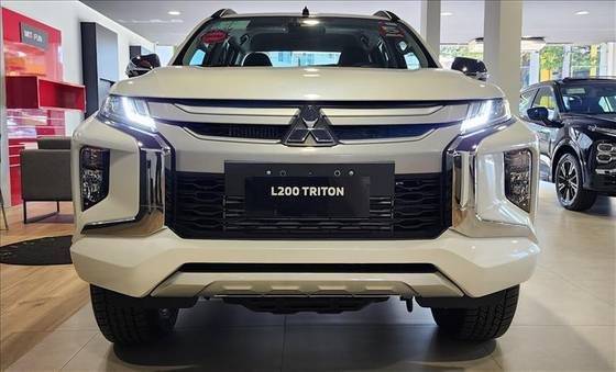 MITSUBISHI L200 TRITON 2025