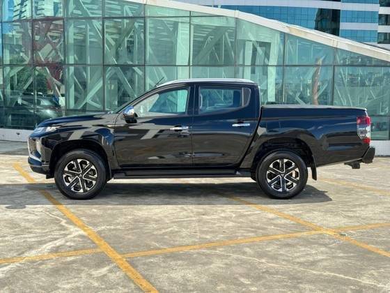 MITSUBISHI L200 TRITON 2023