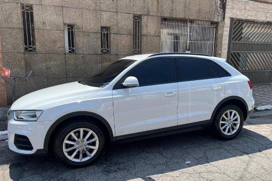 AUDI Q3 2016