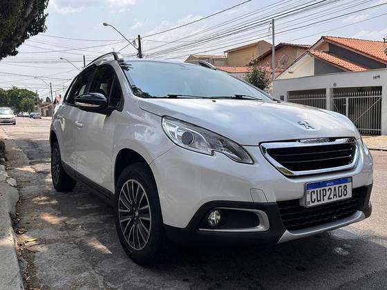 PEUGEOT 2008 2018