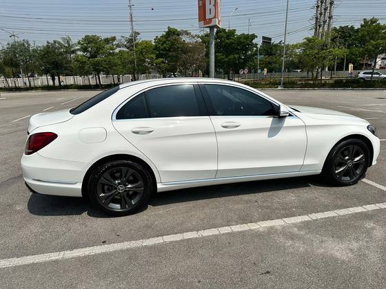 MERCEDES-BENZ C 180 2015