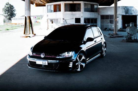 VOLKSWAGEN GOLF 2017