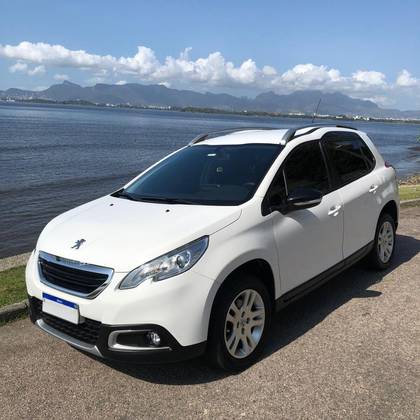 PEUGEOT 2008 2019