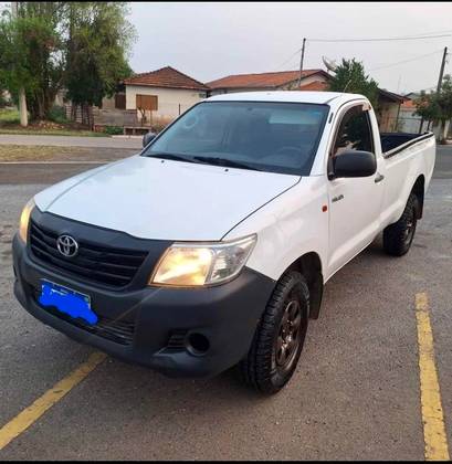 TOYOTA HILUX 2012