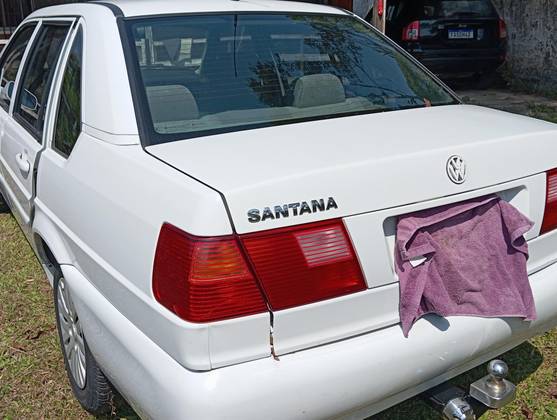 VOLKSWAGEN SANTANA 2000