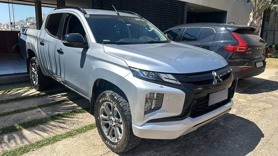 MITSUBISHI L200 TRITON 2022