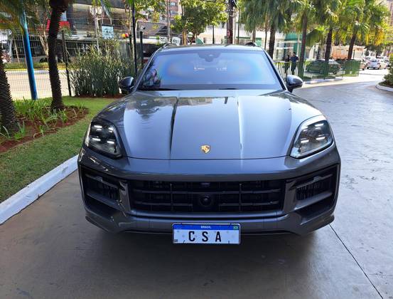 PORSCHE CAYENNE 2024