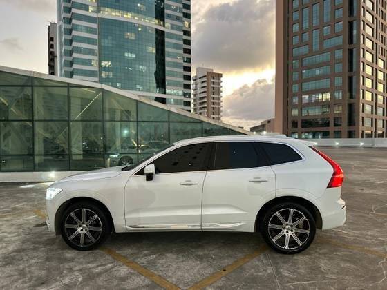 VOLVO XC60 2018
