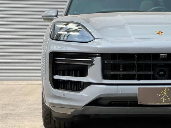 PORSCHE CAYENNE 2024