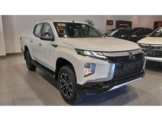 MITSUBISHI L200 TRITON 2025