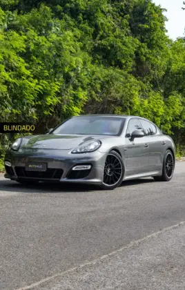 PORSCHE PANAMERA 2012