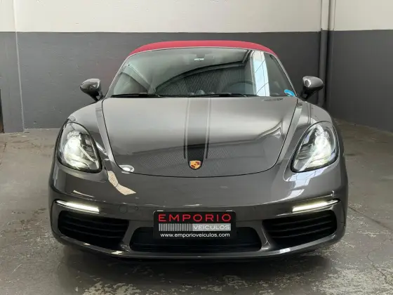 PORSCHE 718 2024