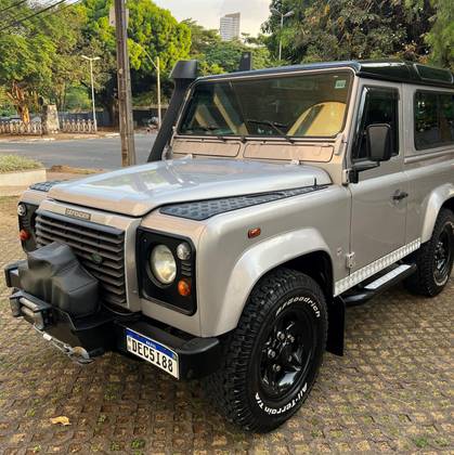LAND ROVER DEFENDER 2001