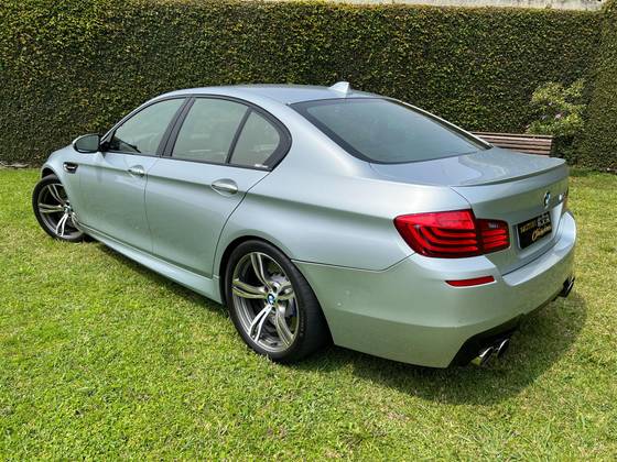 BMW M5 2015