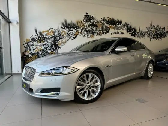 JAGUAR XF 2012
