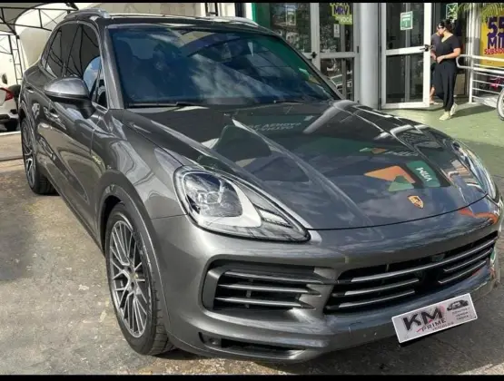 PORSCHE CAYENNE 2021