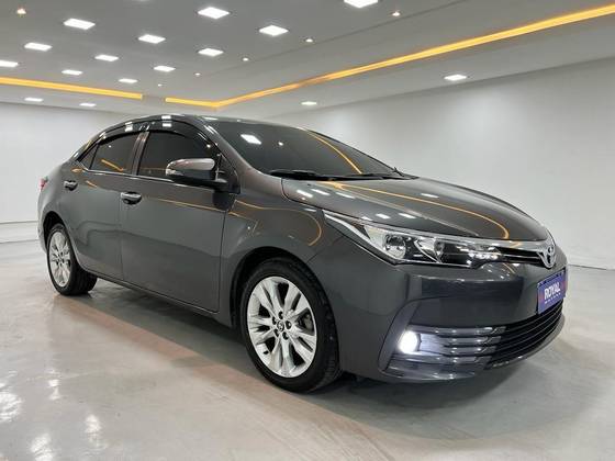 TOYOTA COROLLA 2018