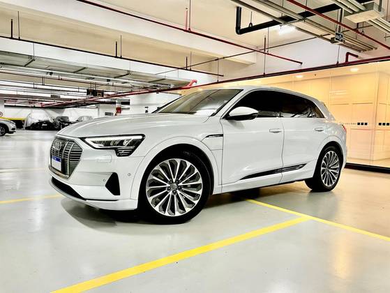 AUDI E-TRON 2020
