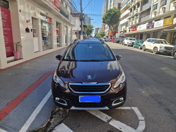 PEUGEOT 2008 2018