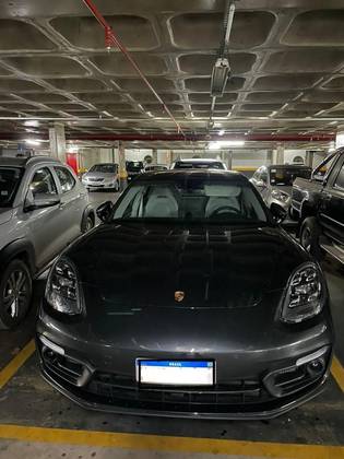 PORSCHE PANAMERA 2022