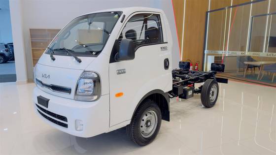 KIA BONGO 2025
