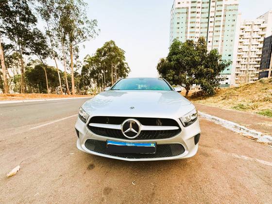 MERCEDES-BENZ A 200 2020