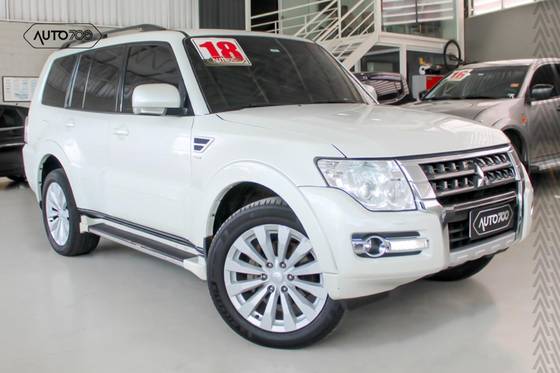 MITSUBISHI PAJERO FULL 2018