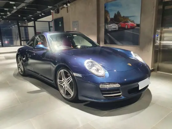 PORSCHE 911 2011