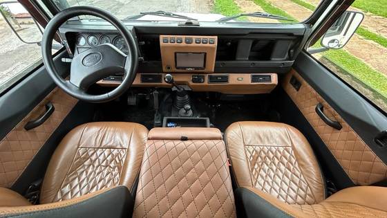 LAND ROVER DEFENDER 2004