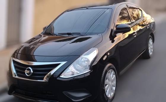 NISSAN VERSA 2020