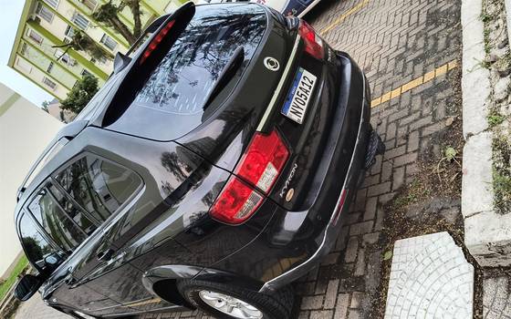 SSANGYONG KYRON 2011