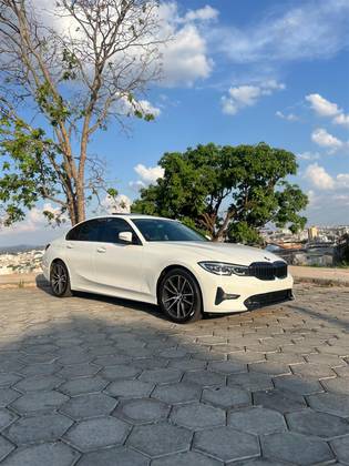 BMW 320i 2022